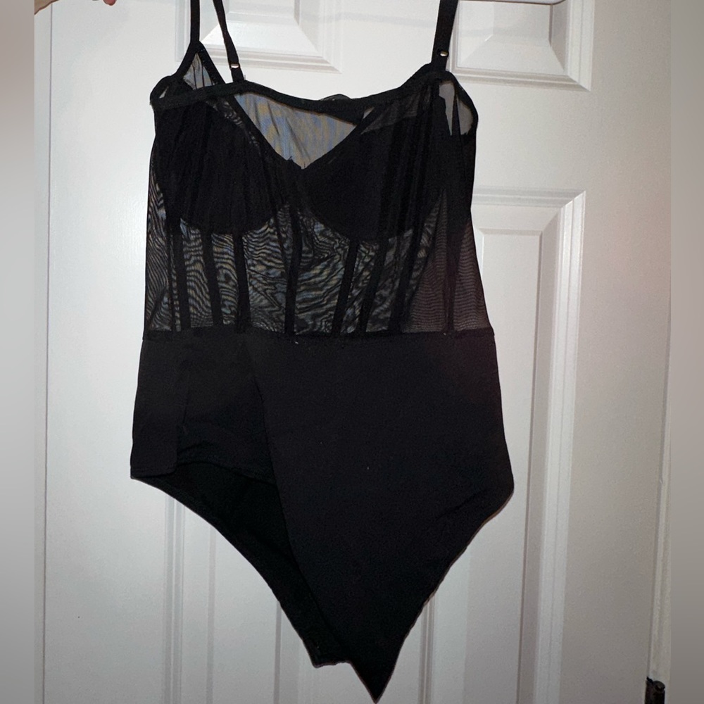 Mesh body suit